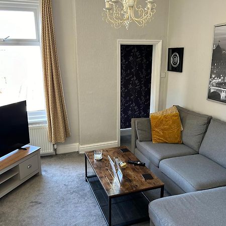 1 Bedroom Spacious Apartment Lytham St Annes Εξωτερικό φωτογραφία